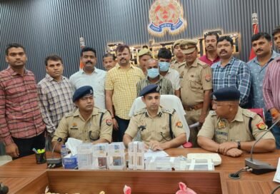 सिद्धार्थनगर के बाँसी में नकली अंग्रेजी शराब गिरोह का भंडाफोड़, 2 आरोपी गिरफ्तार