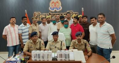 सिद्धार्थनगर के बांसी में नकली शराब की खेप बरामद, पुलिस ने तीन आरोपियों को गिरफ्तार किया