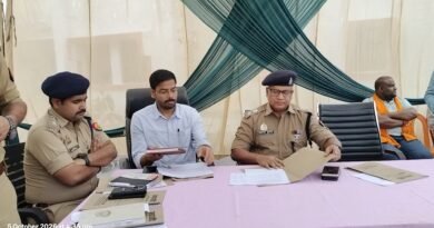 पंडाल से सोशल मीडिया तक पुलिस की पैनी नजर
