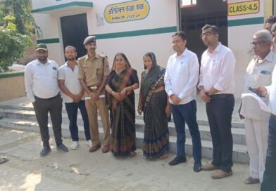 विधानसभा कपिलवस्तु में मतदाता सूची पुनरीक्षण के लिए विशेष कैंप, दर्जनों बूथों पर BLO रहे मौजूद